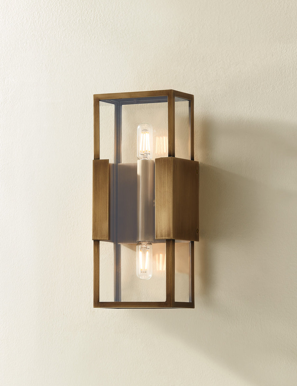 Ambre Outdoor Sconce